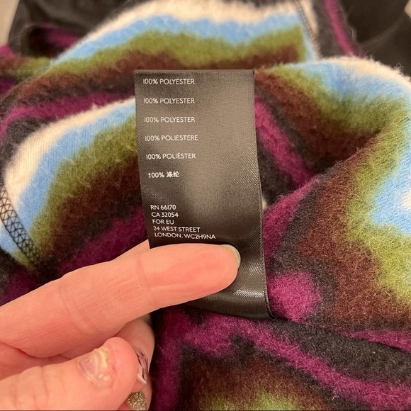 URBAN Outfitters Half Zip Aztec Cropped Sweater Size Medium - Picture 10 of 10